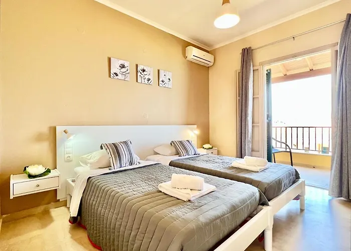 Beachfront Bellevue By Dadovillas * Ájosz Sztéfanosz