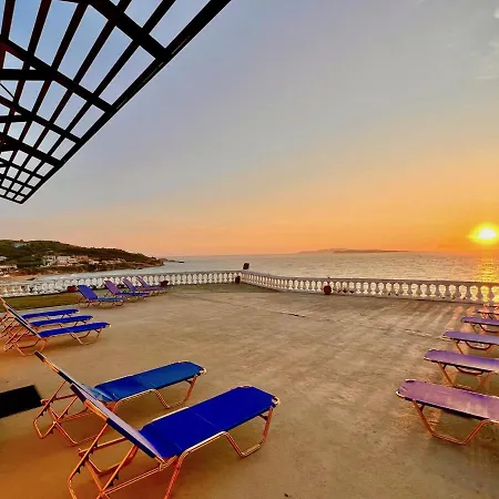 Beachfront Bellevue By Dadovillas Vilă *
