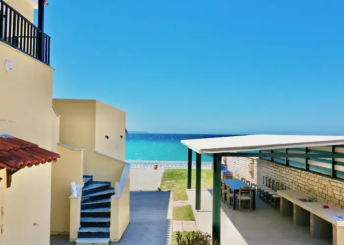 Вилла Beachfront Bellevue By Dadovillas