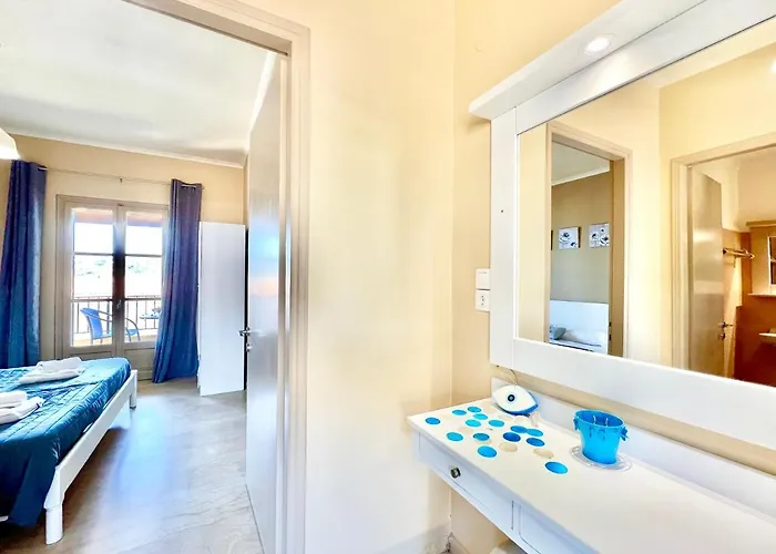 Вилла Beachfront Bellevue By Dadovillas *