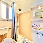 Villa Beachfront Bellevue By Dadovillas