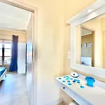 Villa Beachfront Bellevue By Dadovillas *