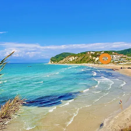 Beachfront Bellevue By Dadovillas *