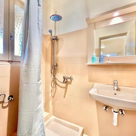 Beachfront Bellevue By Dadovillas * Agios Stefanos Avliotes (Corfu)