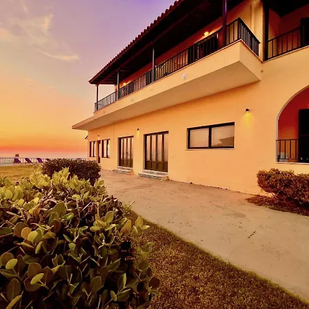 Beachfront Bellevue By Dadovillas * Agios Stefanos Avliotes (Corfu)